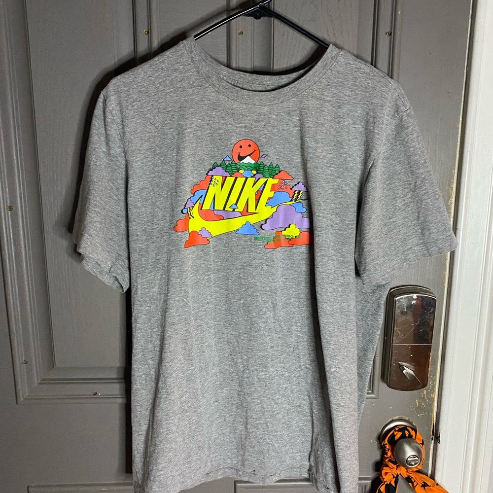 Nike Tee - fun graphic